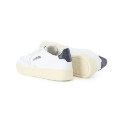 Autry International Sneaker Medalist aus Leder 22 wht/black Schnürschuhe
