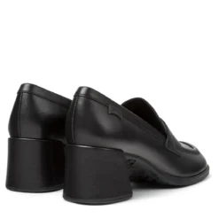 Camper Der neue feminine Absatzschuh für den Alltag ist i schwarz Bootsschuhe