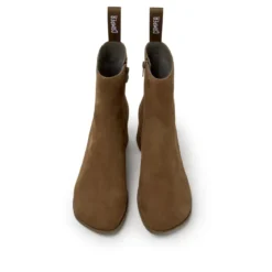 Camper Der neue feminine Absatzschuh für den Alltag ist i mittel-braun Stiefel