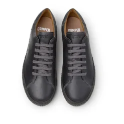 Camper Der Peu Terreno ist ein lässiger Schuh mit Rundumn mittel-grau Low-Top-Sneaker