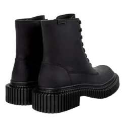 Camper Der qualitativ hochwertig und komfortabel designte schwarz Stiefel