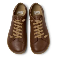 Camper .- TPU-Laufsohle mit außergewöhnlichem Grif- El mandel Low-Top-Sneaker