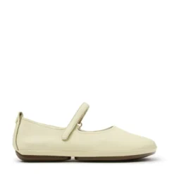 Camper Unser Right ist seit 2005 ein Alltagsheld, der Fle hellbeige Ballerinas