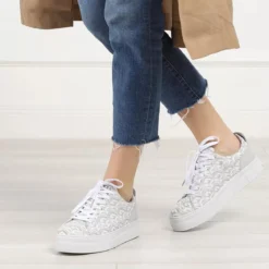 Guess Giaa White Low-Top-Sneaker