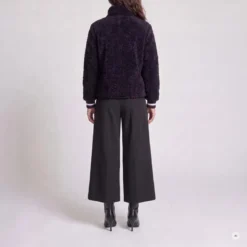 Marc Aurel Der Blouson mit Streifen-Strick aus curly Faux Fur lila Blouson