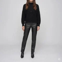 Marc Aurel Diese Strickjacke im Blazer-Look aus Halbpatent-St schwarz Strickjacke