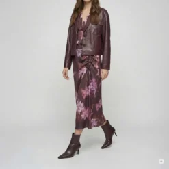Marc Aurel Diese verkürzte Jacke aus weicher Kunstlederqualit lila Lederjacke