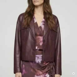 Marc Aurel Diese verkürzte Jacke aus weicher Kunstlederqualit lila Lederjacke