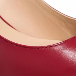 Stuart Weitzman Stuart 85 Pump Rioja Pumps