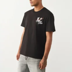 True Religion - Gerader Schnitt- Überschnittende Schultern- Ru schwarz T-Shirt
