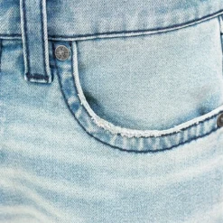 True Religion - Modell: Billy- Bootcut- Bequeme Passform- Mar hell-blau Jeans