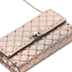 Valentino Garavani Schultertasche aus Nappaleder pink Crossbody Bag